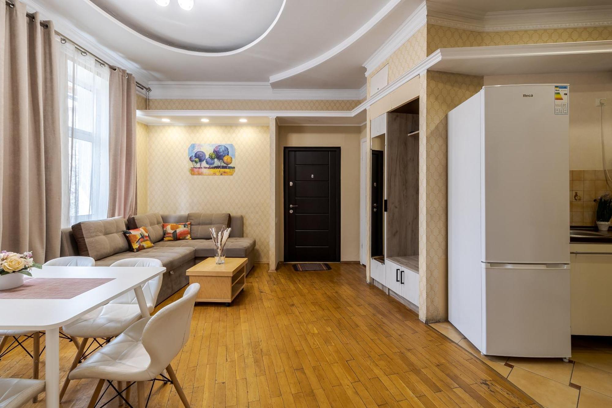 Demar Apart Herzena Lviv Extérieur photo