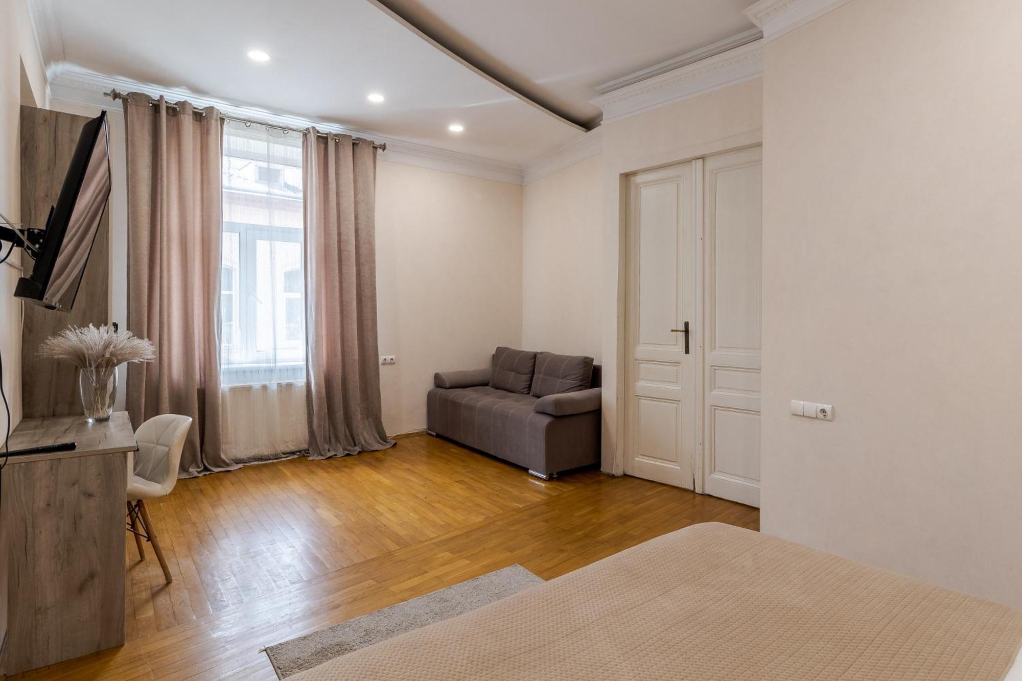 Demar Apart Herzena Lviv Extérieur photo